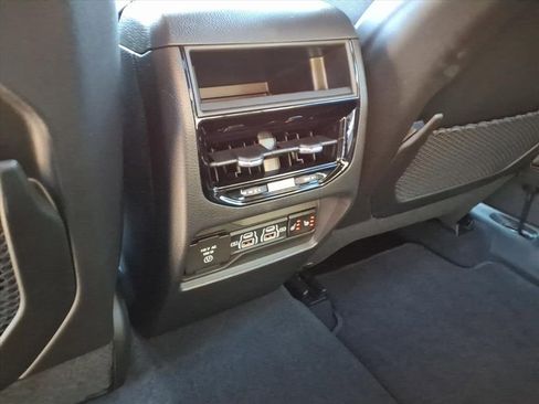 New 2025 Jeep Grand Cherokee Limited image 32