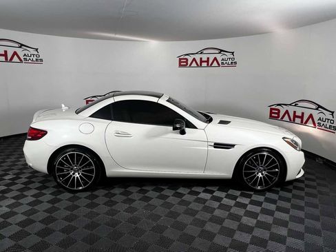 Used 2019 Mercedes-Benz SLC 300 w/ Premium Package image 10