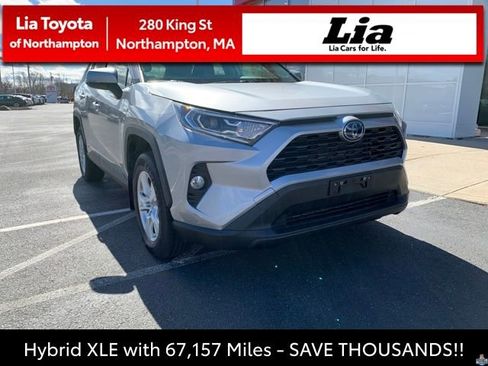 Used 2020 Toyota RAV4 XLE w/ XLE Grade Weather Package image 1