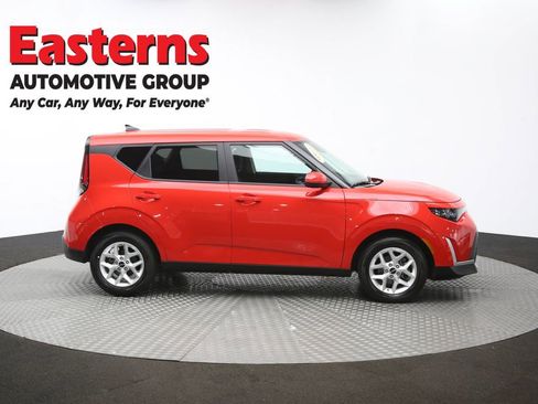 Used 2025 Kia Soul LX w/ LX Technology Package image 45