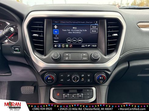 Used 2023 GMC Acadia SLE w/ Driver Convenience Package image 16