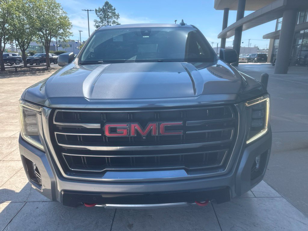 Used 2021 GMC Yukon XL AT4 w/ AT4 Premium Plus Package AWD/4WD image 8