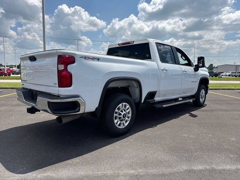 Used 2025 Chevrolet Silverado 2500 LT w/ Convenience Package AWD/4WD image 7