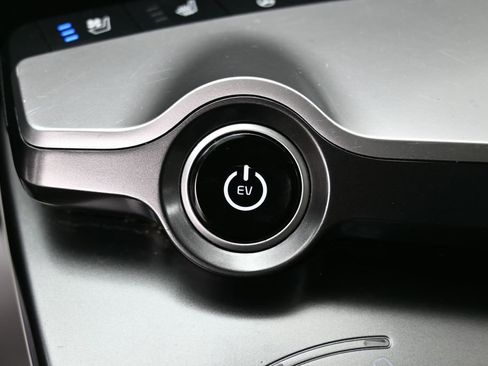 Used 2022 Kia EV6 Wind w/ Wind Technology Package image 32