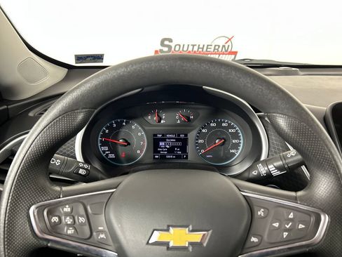 Used 2024 Chevrolet Malibu LT FWD image 13