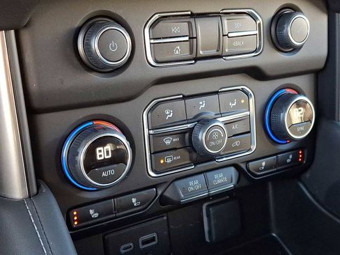 Used 2023 Chevrolet Tahoe LT image 24