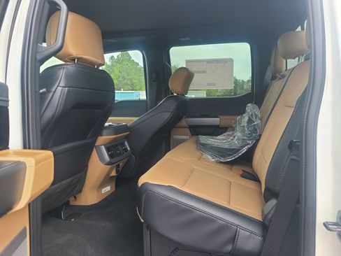 New 2026 Ford F250 Lariat w/ Lariat Ultimate Package image 6