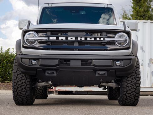 New 2026 Ford Bronco Outer Banks AWD/4WD image 9