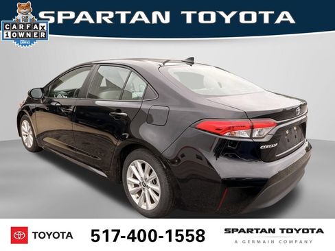 Used 2023 Toyota Corolla LE w/ LE Convenience Package FWD image 3