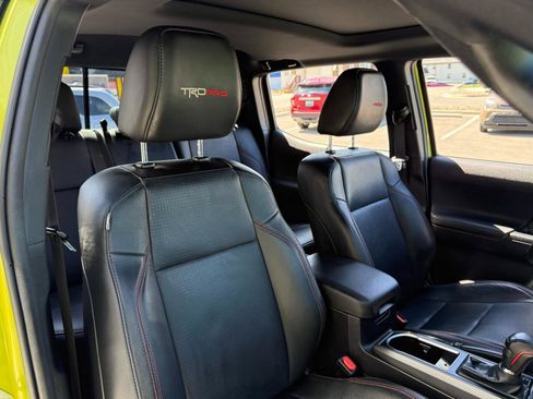 Used 2022 Toyota Tacoma TRD Pro AWD/4WD image 12