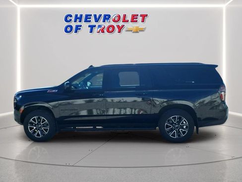 Used 2021 Chevrolet Suburban Z71 AWD/4WD image 4