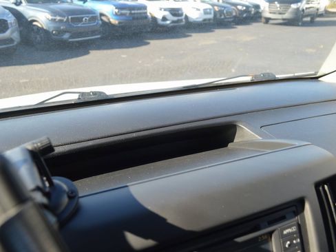 Used 2019 Nissan NV200 SV w/ Navigation Package image 25