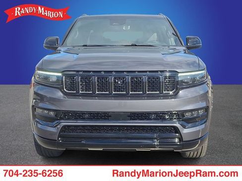 Used 2023 Jeep Grand Wagoneer Series II w/ Quick Order Packagew 28T AWD/4WD image 2