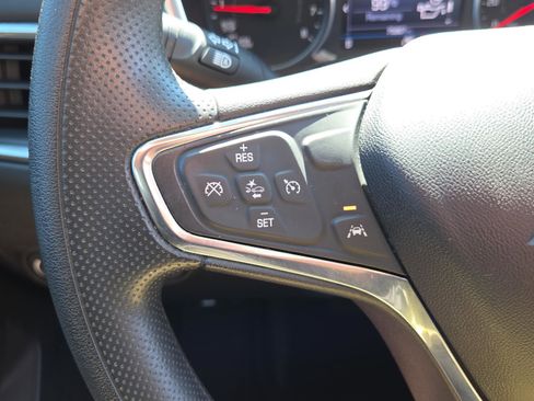 Used 2020 Chevrolet Equinox LT image 30