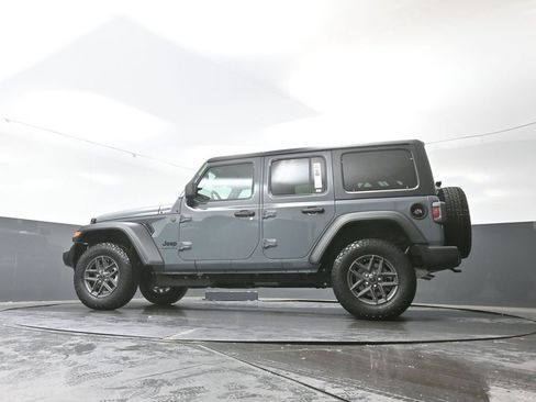 New 2026 Jeep Wrangler Sport S image 40