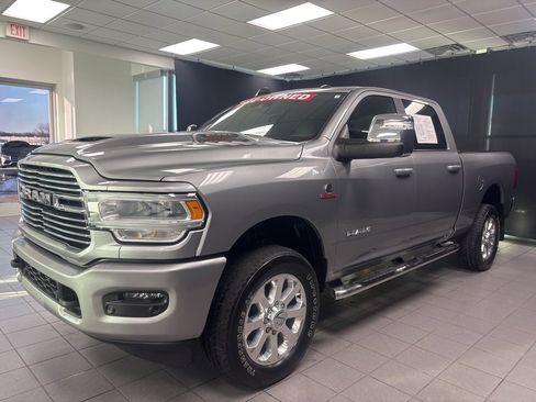 Used 2024 RAM 2500 Laramie w/ Sport Appearance Package image 7