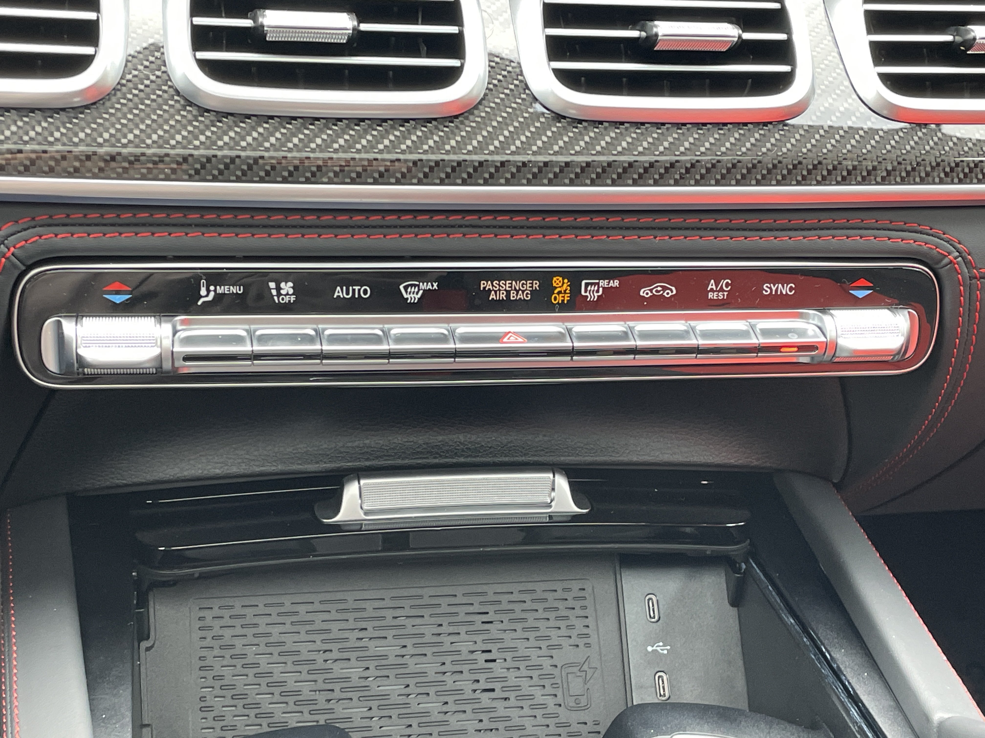 New 2026 Mercedes-Benz GLE 53 AMG 4MATIC Coupe image 30