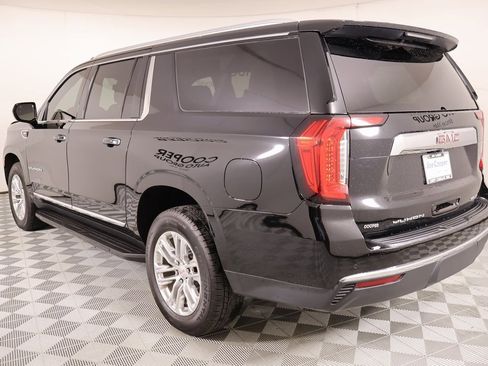 Used 2021 GMC Yukon XL SLT image 22