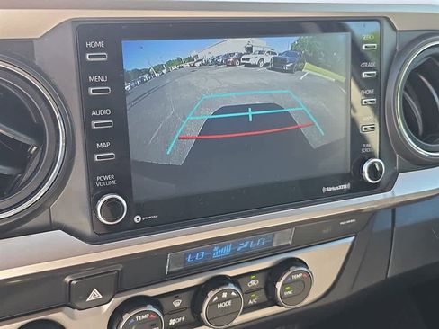 Used 2022 Toyota Tacoma SR5 AWD/4WD image 34