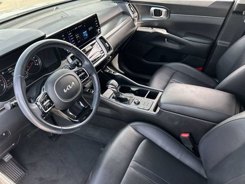 Used 2023 Kia Sorento S FWD image 10