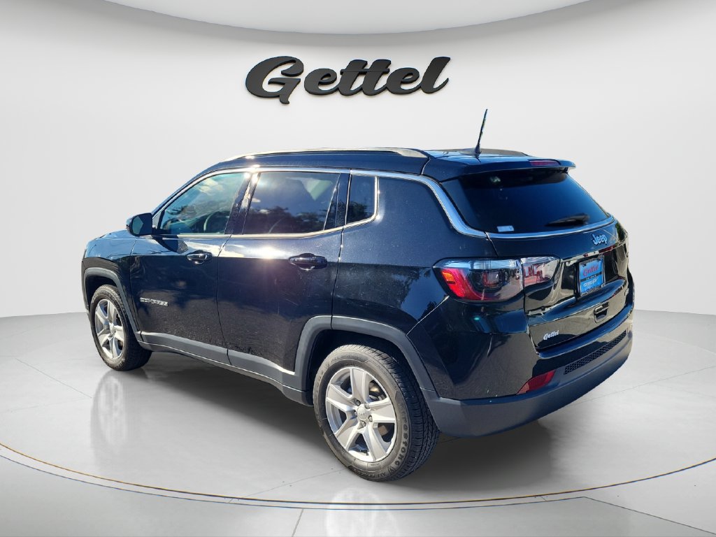 Used 2022 Jeep Compass Latitude FWD image 7