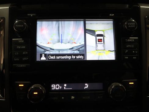 Used 2018 Nissan Titan Platinum Reserve w/ Platinum Utility Package image 29