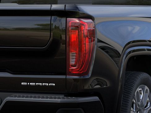 New 2026 GMC Sierra 1500 Denali Ultimate w/ LPO, Black Badging Package AWD/4WD image 38