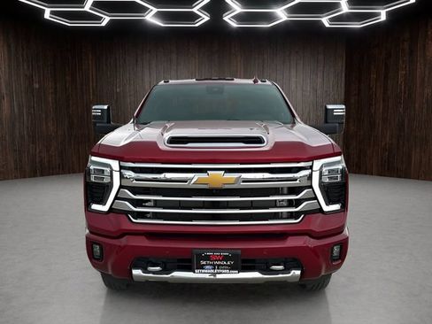 Used 2024 Chevrolet Silverado 3500 High Country AWD/4WD image 2
