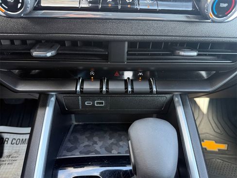 Used 2024 Chevrolet Colorado W/T w/ Advanced Trailering Package image 27