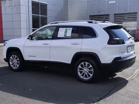 Used 2019 Jeep Cherokee Latitude w/ Popular Appearance Group image 6