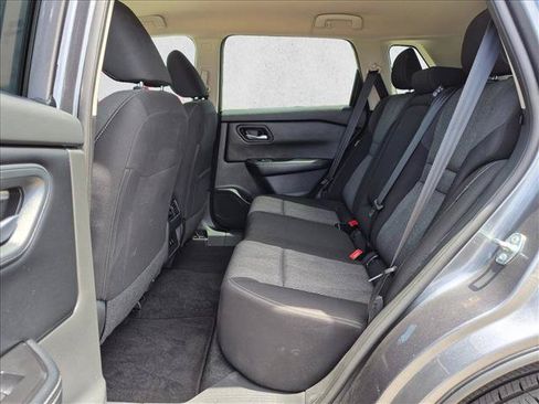 Used 2025 Nissan Rogue SV FWD image 19