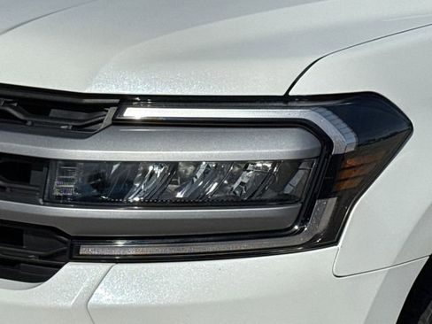 Certified 2022 Ford Expedition XLT image 4