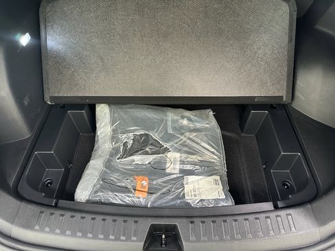 Used 2025 Chevrolet Equinox LT FWD image 33