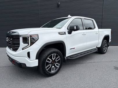 Used 2024 GMC Sierra 1500 AT4 w/ Technology Package