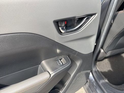 Used 2025 Subaru Crosstrek 2.5i Limited image 23