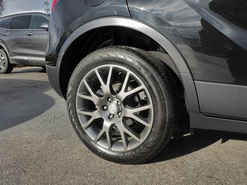 Used 2019 Buick Encore Sport Touring image 9