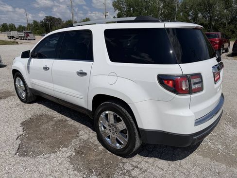 Used 2017 GMC Acadia Limited SLT FWD image 4