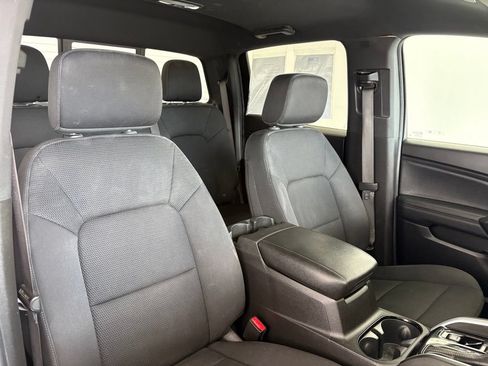 Used 2023 Chevrolet Colorado LT w/ LT Convenience Package RWD image 34