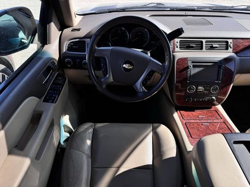 Used 2013 Chevrolet Tahoe LTZ image 10