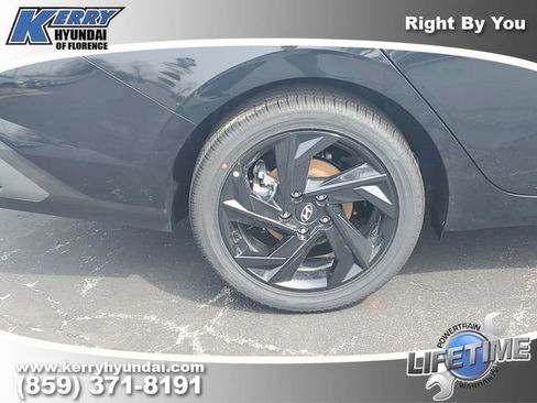 New 2026 Hyundai Elantra Sport FWD image 5