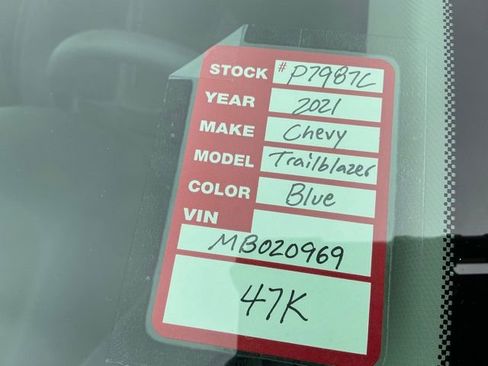 Used 2021 Chevrolet TrailBlazer LS image 33