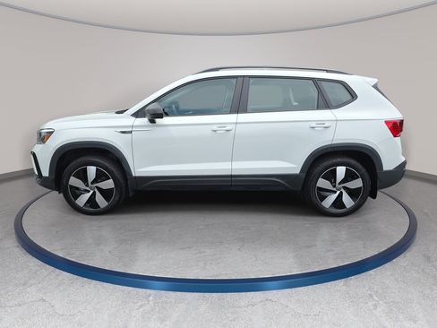 Used 2024 Volkswagen Taos S AWD/4WD image 8