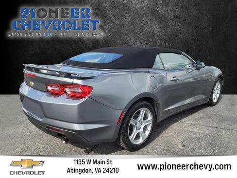 Used 2021 Chevrolet Camaro LT image 11