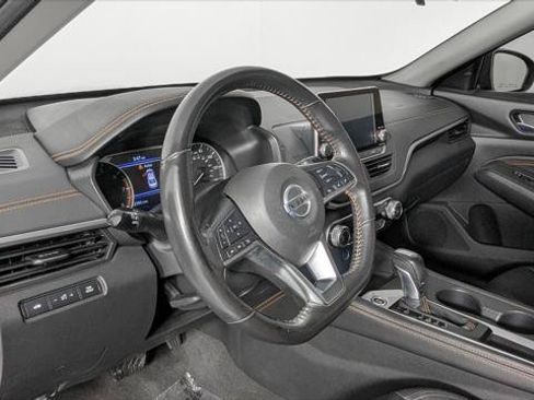 Used 2022 Nissan Altima 2.5 SR FWD image 26