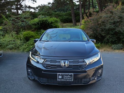 Used 2025 Honda Odyssey EX-L image 2