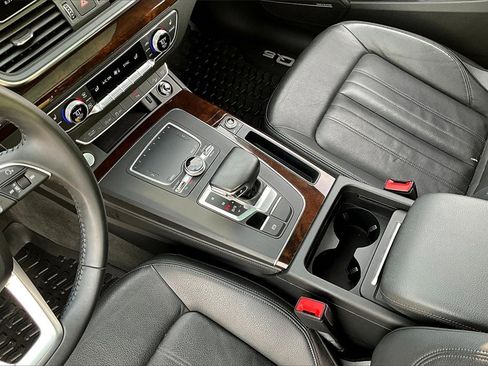 Used 2019 Audi Q5 2.0T Premium Plus w/ Premium Plus Package image 15