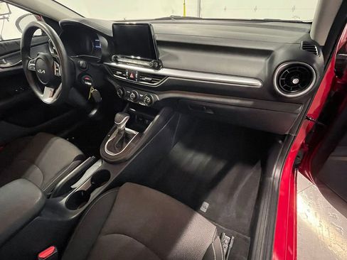 Used 2023 Kia Forte LXS image 25