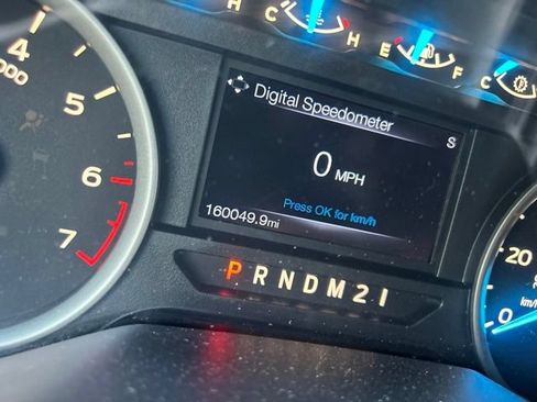 Used 2015 Ford F150 XLT w/ Equipment Group 302A Luxury RWD image 9