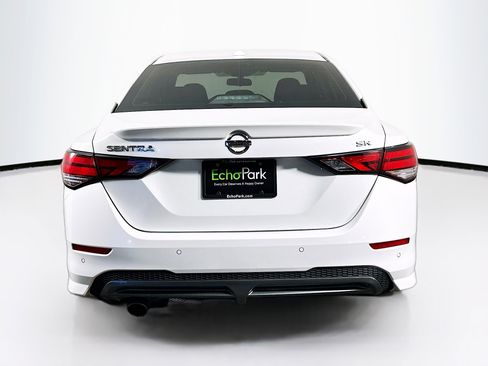 Used 2020 Nissan Sentra SR w/ Trunk Package image 7