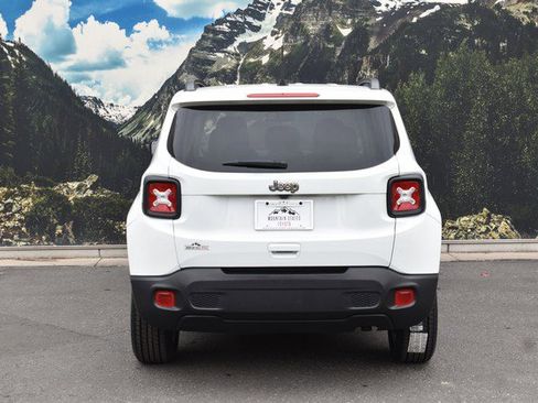 Used 2022 Jeep Renegade Latitude w/ Convenience Group image 10